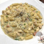 鶏胸肉のクリームパスタ