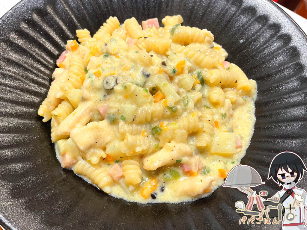 鶏胸肉のクリームパスタ
